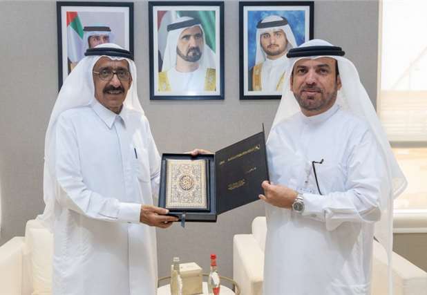 Director General of the Department receives the do...
