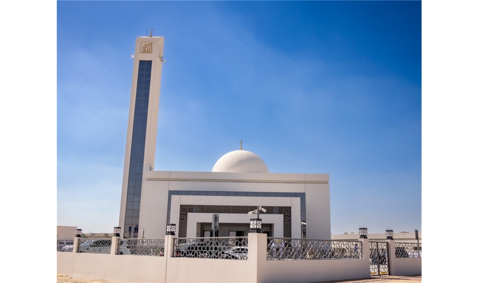 دائرة الشؤون الإسلامية والعمل الخيري بدبي تفتتح "مسجد القدوس" بمنطقة الخوانيج الثانية  